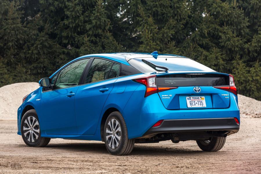  Toyota Prius XLE AWD-e 2019 года  (NA) (фото 22 из 40)